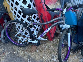 Genesis whirlwind 26 inch mountain bike