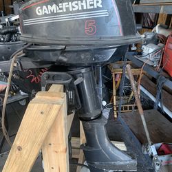 5hp Gamefisher Outboard  For Parts or Fix