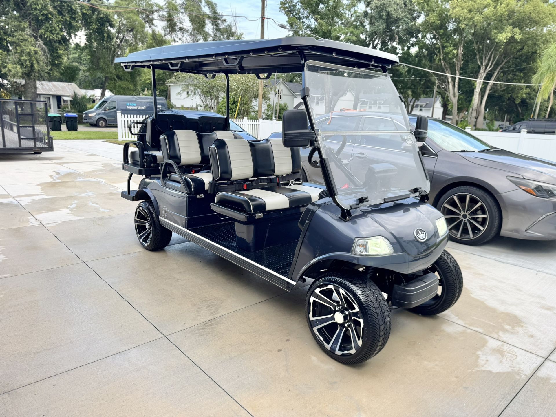 2023 Evolution 6 seater Lithium Golf Cart