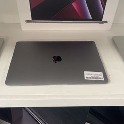 2020 13”MacBook Air 256SSD 