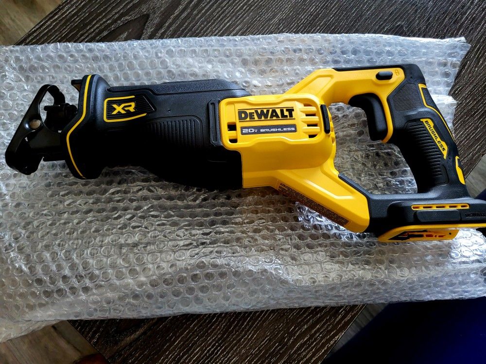 Brand New 20v XR dewalt Sawzall Brushless