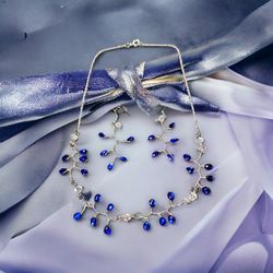 Elegant Silver And Blue Necklace Set