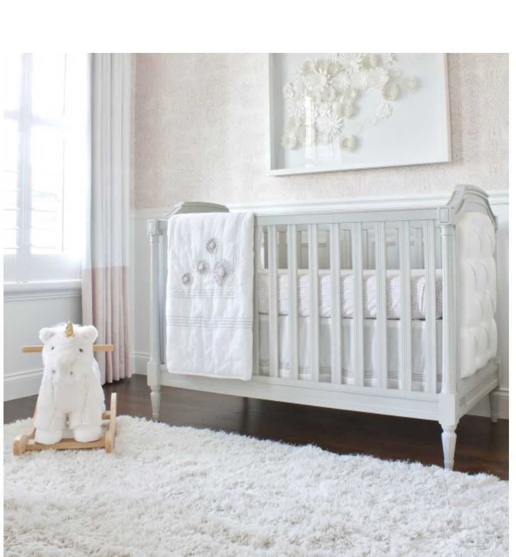 CRIB FROM POTTERY BARN- Blythe crib.