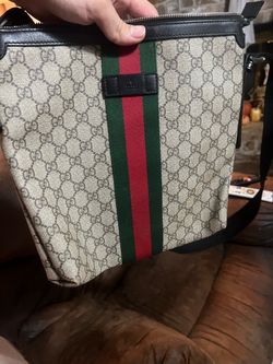 Gucci slang bag