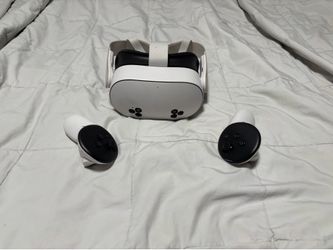 Meta Quest 3S VR Headset & Controllers (No Box/Charger)