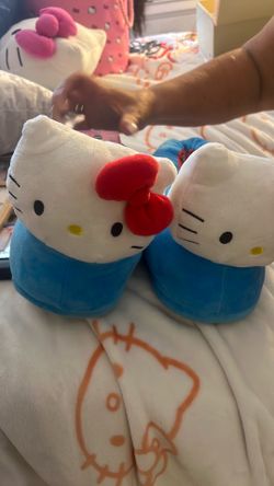 Hello Kitty slippers