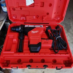 Milwaukee brand new15 Amp 1-3/4 in. SDS-MAX Corded Combination Hammer with E-Clutch 
