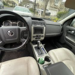 2008 Mercury, Mariner