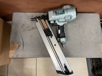 Hitachi 3-1/2" Plastic Collated Strip Framing Nailer