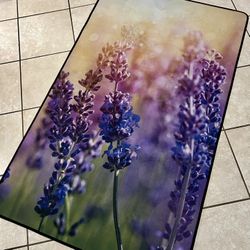 Beautiful Throw Rug 5x3 NEW
