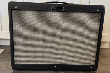 Fender Hot Rod Deluxe IV - 40W Tube Combo Amp - Like New, Footswitch & Cover