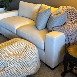 COUCH Of Seattle Plush Seattle -Delivery Available