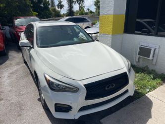 2015 INFINITI Q50 Premium