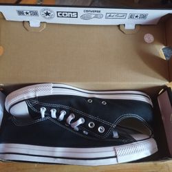 New Never Worn Converse All-star Black