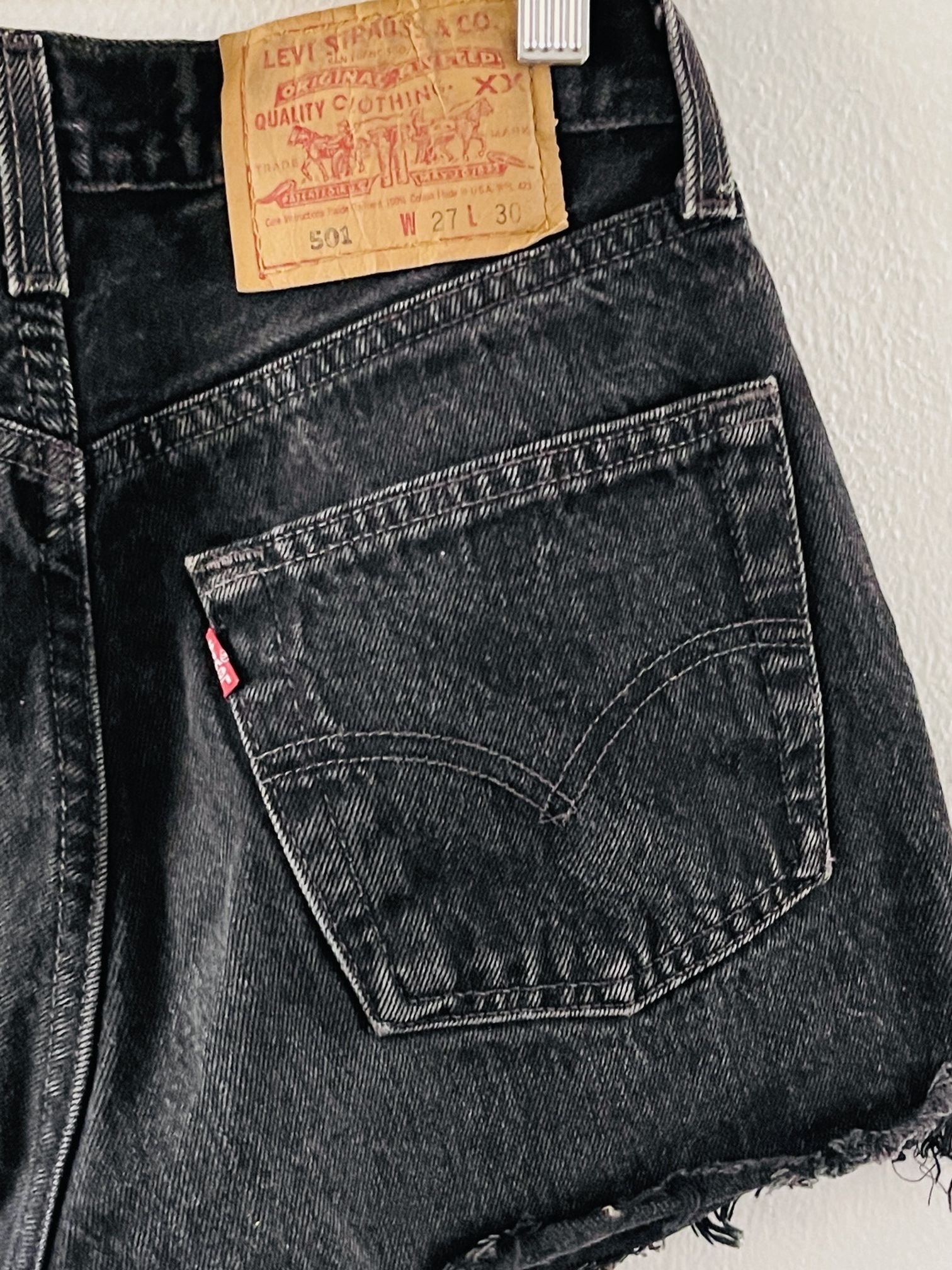 Vintage Levi 501 high waisted fringe shorts One-of-a-kind vintage shorts upcycled from Levi’s jeans. Classic denim shorts with a retro style & updat