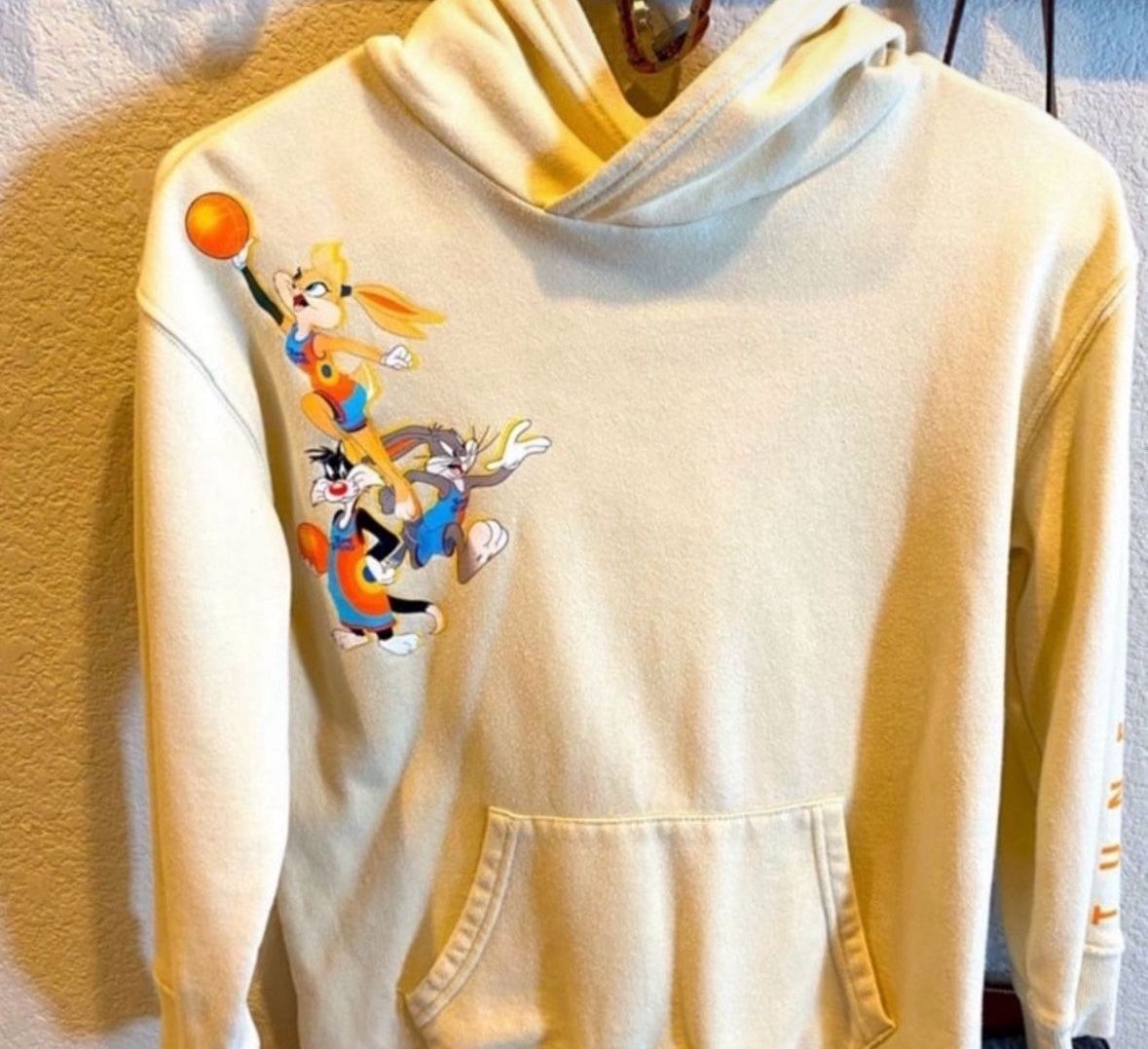 SPACE JAM KIDS LARGE HOODED SWEATER