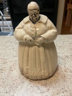 Cookie jar