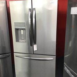 New Scratch And Dent Frigidaire Gallery 28 Cu Ft Stainless Steel French Door Fridge. 1 Year Warranty 