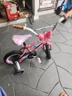 25 minnie mouse bicycle with training wheels