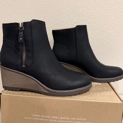 New Size 10 Women’s 