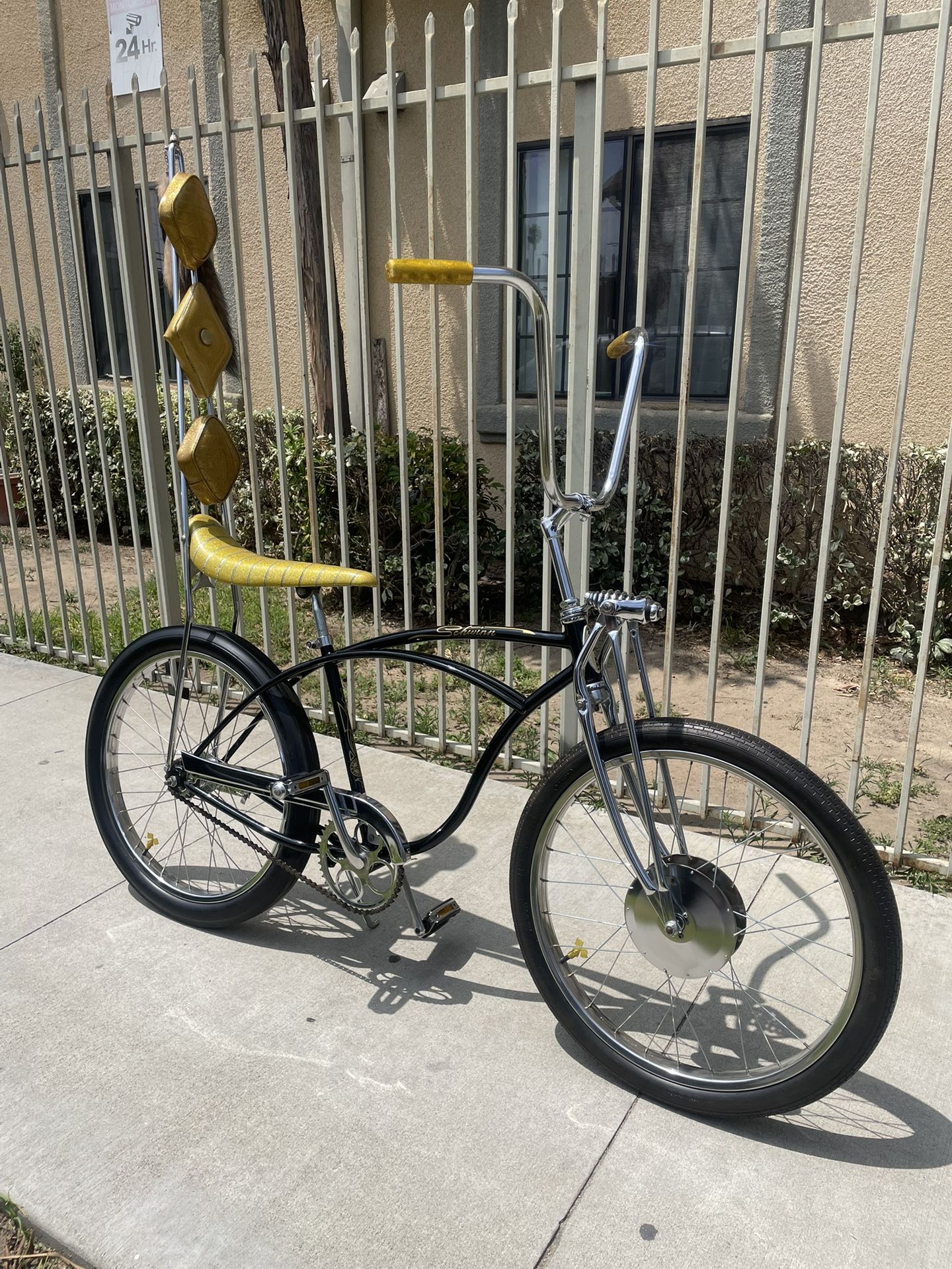 Custom Vintage Schwinn Cruiser Muscle Bike 24 Inch with