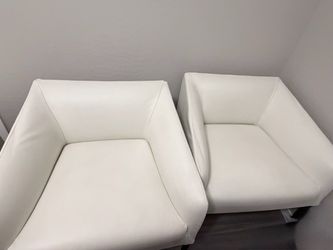 White Leather Club Chairs – Set of 3