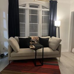 Like New Sofa 