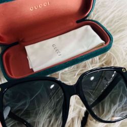 Woman Gucci Sunglasses 