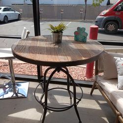 Rustic Round Pub Table – 35″ Wood & Iron Bistro Height