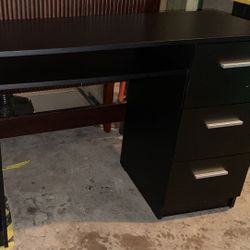 $60 Modern Desk - 3 Drawers - EASY GROUND FLOOR PICKUP
