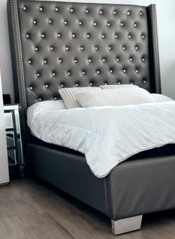 Queen Bed