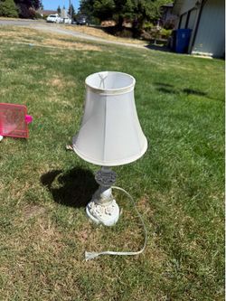Desk/table lamp flower decor