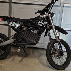 Bomb Moto B1 Electric Bike 72v 54mph  