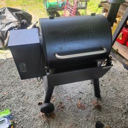 Traeger Pro 22 Used W/ Cover And Tray    Pickup Only