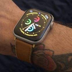 Lightly Used Apple Watch For Sale