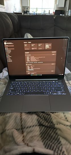 Samsung Galaxybook 4 Edge