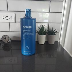 NEW Aquage Strengthening Shampoo 33.8 OZ 