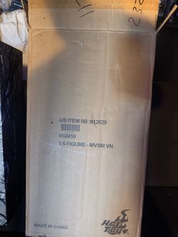 Hot Toys - Marvel - Venom - 1:6 Scale Figure MVSM VN