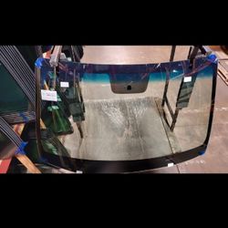 Windshields/ Parabrisas