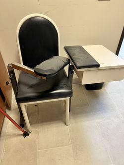 Armchair for Blood Collection For $100 OBO