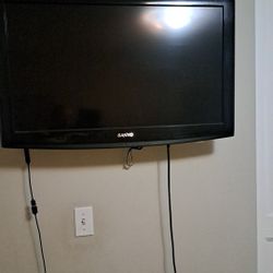 Sanyo 30in Flatscreen Tv