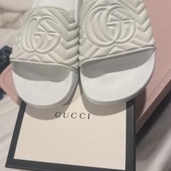 Gucci slides