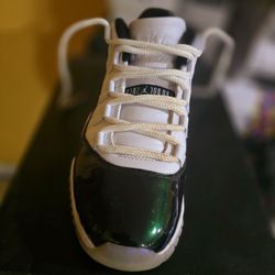 Jordan 11 Emerald 
