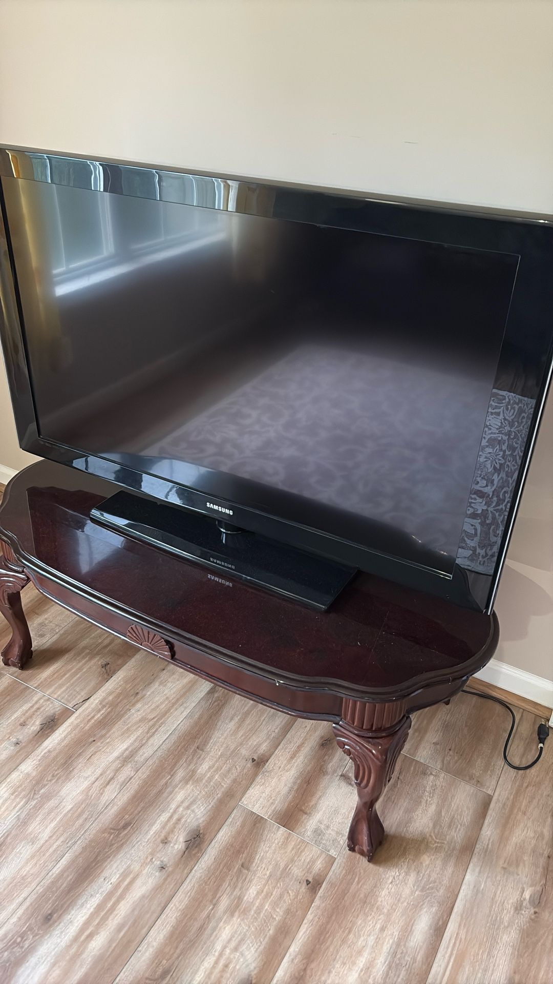 Samsung 46’ TV
