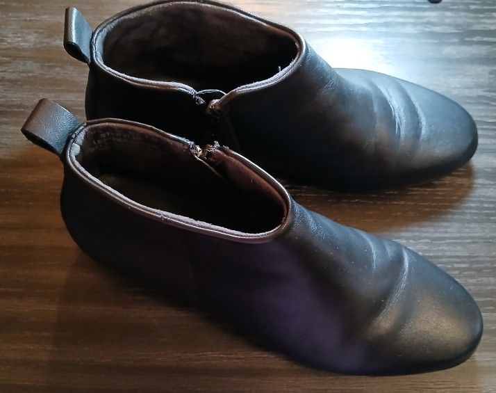 Black Leather Upper Aerosoles Boots 9m