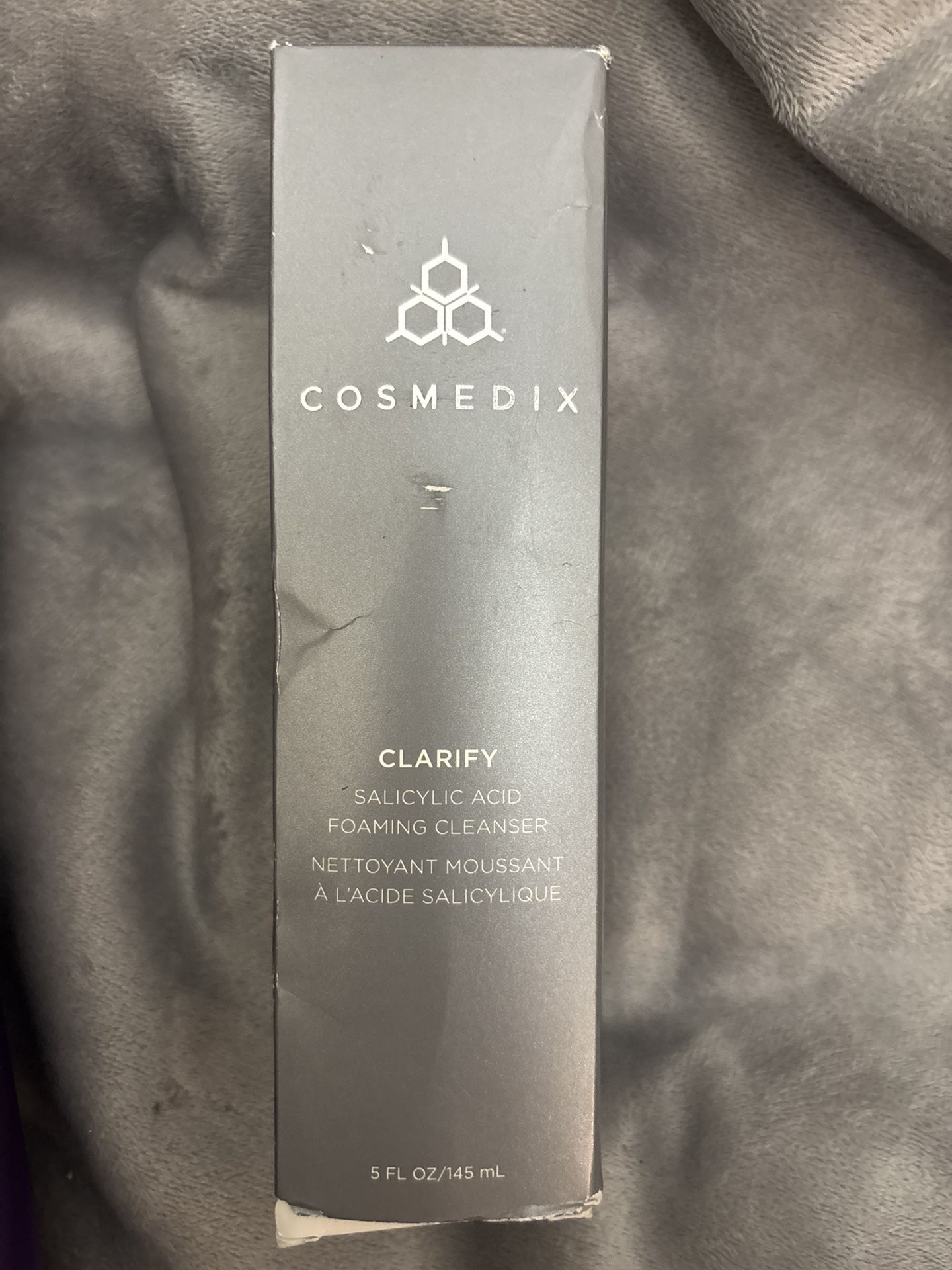 New in box Cosmedix Clarify salicylic acid foaming cleanser