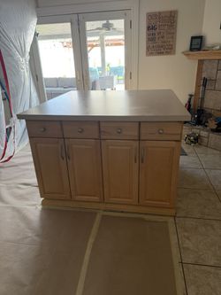 Kitchen Cabinets And Island