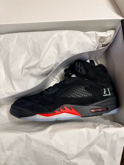 Air Jordan 5 “Halloween” – Men’s Size 10.5 – $250
