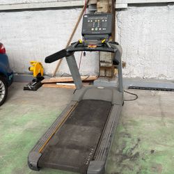 Matrix Treadmill 
