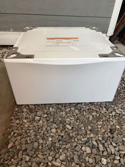Pedestal LG